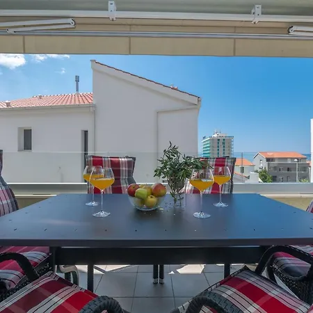 Apartment Luxury Purple Summer Sea View Makarska