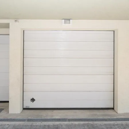 Апартаменты Luxury Purple Summer Sea View