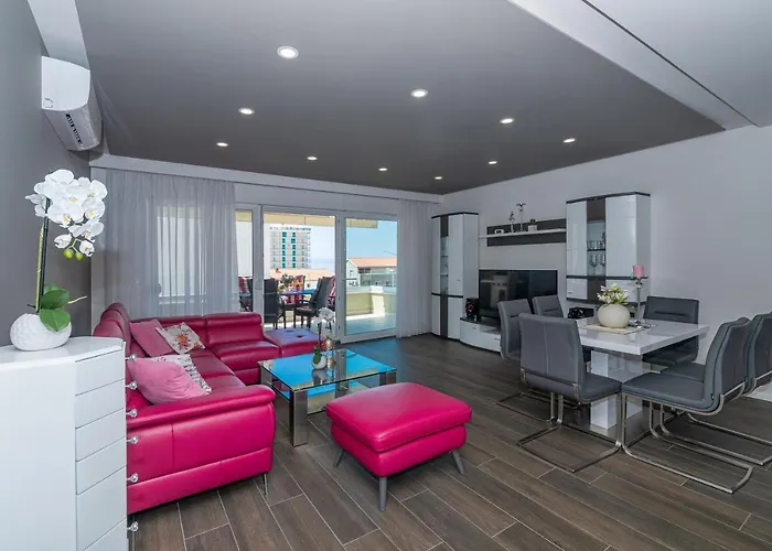 Luxury Purple Summer Sea View * 马卡尔斯卡