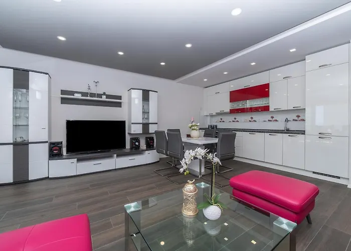 Luxury Purple Summer Sea View Apartamento