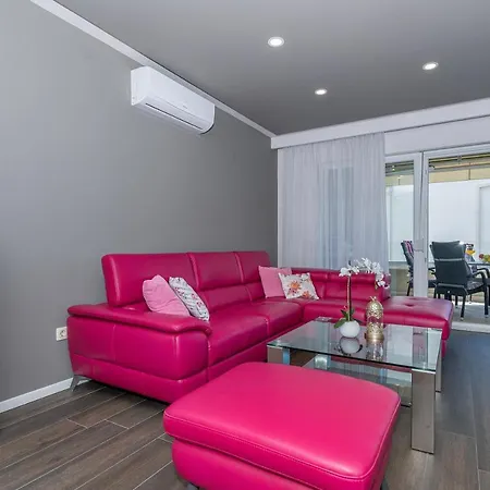 Luxury Purple Summer Sea View Apartment